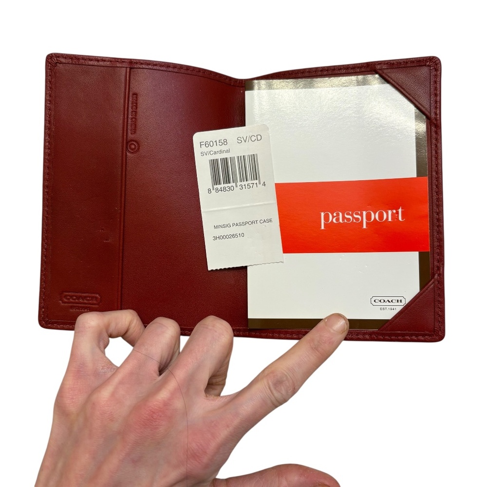 Coach vintage y2k red passport wallet cover NEW NWT WOW - Picture 4 of 7